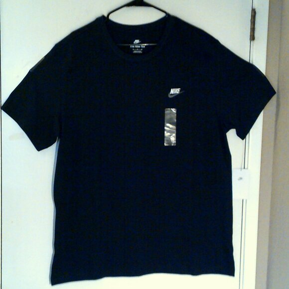 NEW NIKE SPORTSWEAR "Club Embroidered Tee" MEN'S BLACK T-SHIRT XL AR4997-014 - Picture 6 of 6